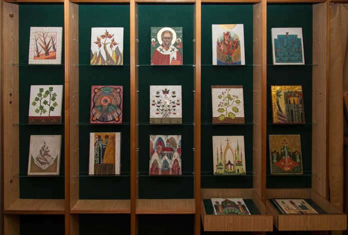 Експозиція виставки “На крилах весни”