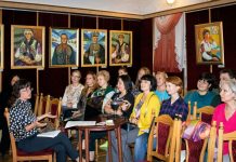 Лекція та Поетичний Пік-нік присвячені літературному проекту “Перший вінок” відбулися у Львові