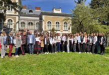 На меморіальній садибі Грушевських відбулися традиційні гаївки