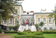 Напередодні ювілею — особливі гості у віллі Грушевських